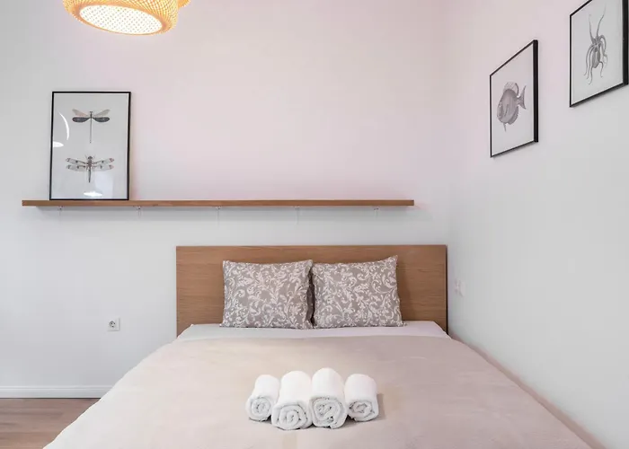 Urban Ease N' Simple Comfort In The Core 부다페스트